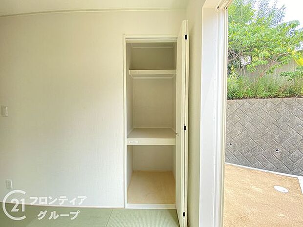 奥行きのある押入れでたっぷり収納できますね