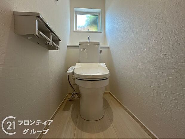 トイレは1階と2階の2カ所に設置!階段を上り下りせずに使用できるので、高齢の方にも安心です!