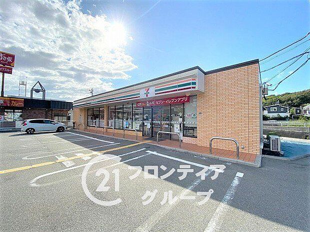 セブンイレブン神戸本多聞1丁目店 徒歩11分。 840m
