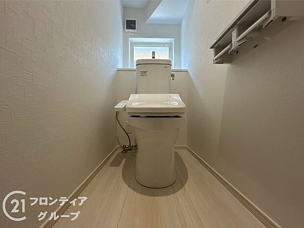 トイレは1階と2階の2カ所に設置！階段を上り下りせずに使用できるので、高齢の方にも安心です！