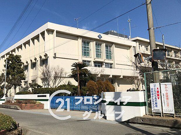 明石市立清水小学校 徒歩10分。 800m