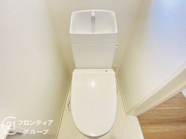 トイレは1階と2階の2カ所に設置!階段を上り下りせずに使用できるので、高齢の方にも安心です!