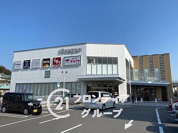 マルアイ舞子坂店 徒歩8分。 630m