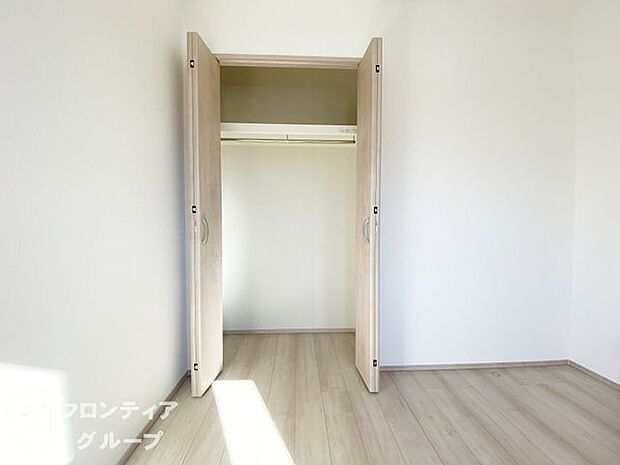 季節の物などたくさん収納しておける便利なスペースです！