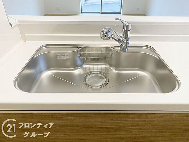 お鍋もスッポリ入るシンク！家事がはかどりますね