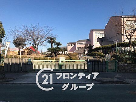神戸市立小寺小学校 徒歩7分。 490m