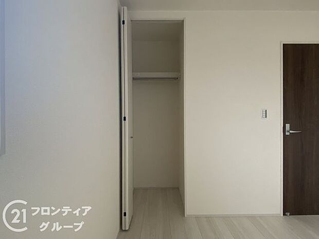 各室に収納スペ―スがありますのでお部屋スッキリ片付きますね