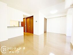 ワコーレ須磨海浜公園駅前　中古マンション 2LDKのリビング/ダイニング