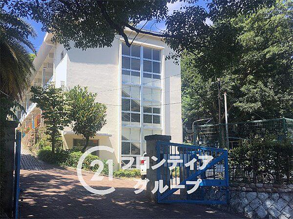 神戸市立北須磨小学校 徒歩10分。 770m