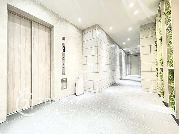 広々としたデザインで、開放感を感じさせます。