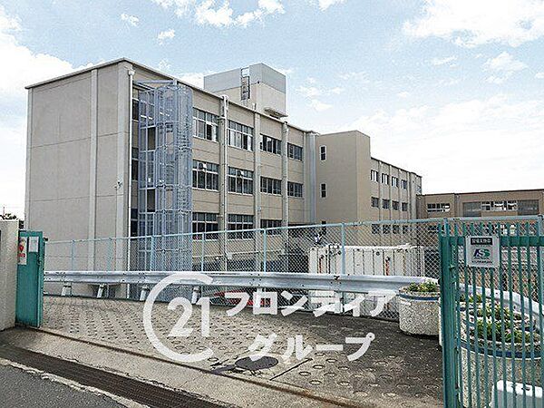 神戸市立東落合中学校 徒歩20分。 1580m