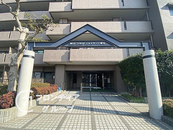 広々としたデザインで、開放感を感じさせます。