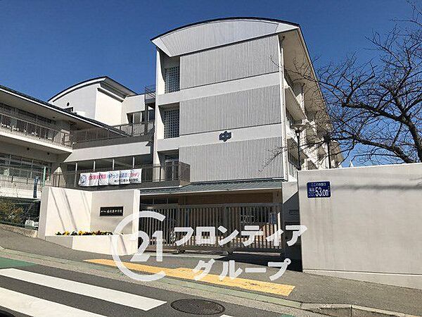 神戸市立垂水東中学校 徒歩7分。 550m