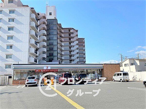 セブンイレブン明石二見町店 徒歩7分。 530m