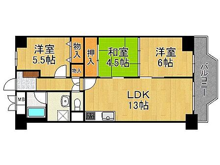 南向きのLDKと和室が一体利用でき、各室に収納を備えた配置。