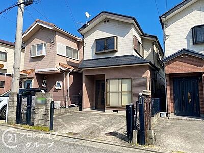 外観:しっかりとした造りの外観は、安心感を与える堅牢なデザインです。長く住み続けられる住まいです。 外観:しっかりとした造りの外観は、安心感を与える堅牢なデザインです。長く住み続けられる住まいです。