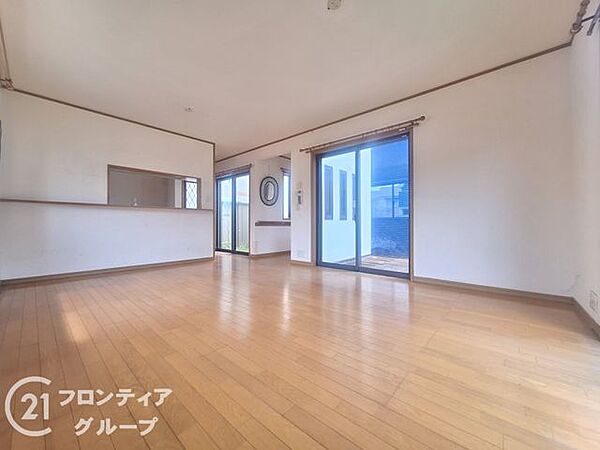 料理をしながらでも会話が楽しめ、家族の様子を見守ることができます。