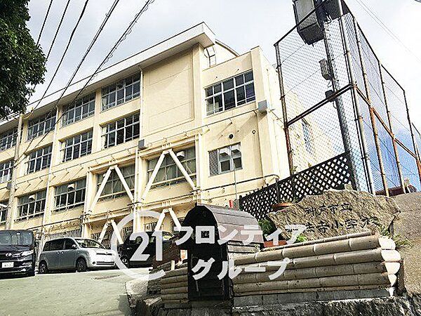 神戸市立妙法寺小学校 徒歩10分。 790m