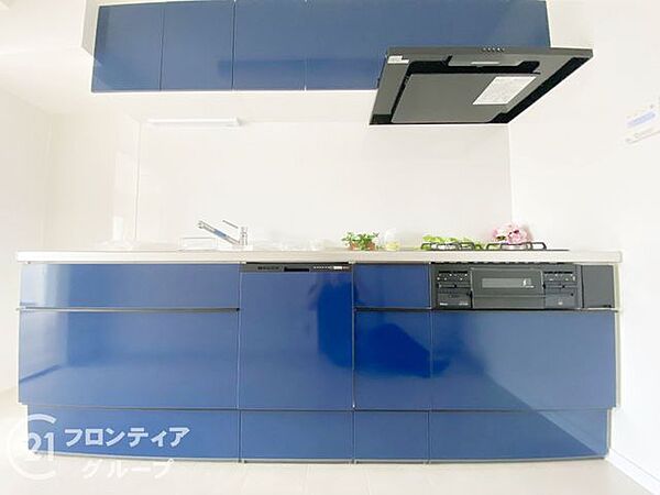 キッチンは、料理を楽しむための機能的な空間で、効率的な作業をサポートします