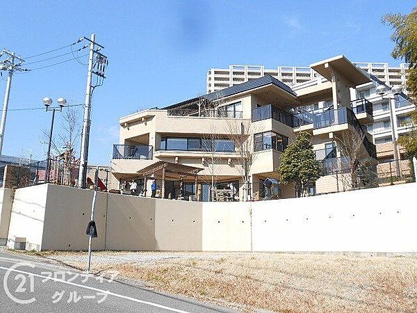 幼保連携型認定こども園花の森 徒歩7分。 500m
