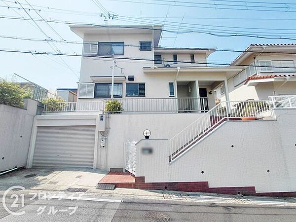 外観：328000664295