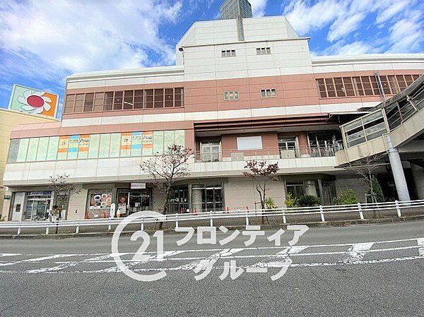 イズミヤショッピングセンター西神戸店 徒歩7分。 540m
