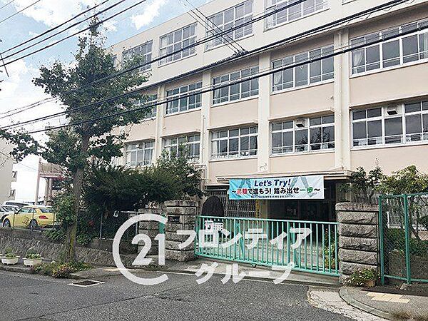 神戸市立白川台中学校 徒歩5分。 360m