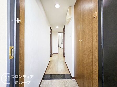 住まい探しで後悔しないためのポイントをスタッフがお伝えします。検討中の方もそうでない方も、まずは一度お話を聞かせてください