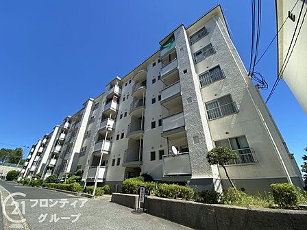住宅購入の流れや必要な手続きについて、順を追ってご説明しています。はじめての方でも安心してご相談いただける環境を整えています。
