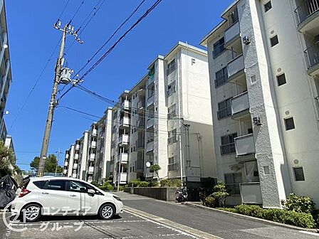 写真だけではわからない採光・広さ・周辺環境の実感は、実際に足を運んでみることが一番です。ご見学はいつでもご予約いただけます。