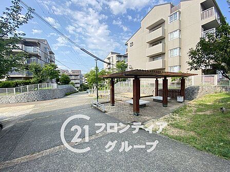 マイホームは一生に一度の大きな買い物だからこそ、納得いくまで情報を集めてほしいと思います。疑問はどんどんスタッフにぶつけてください