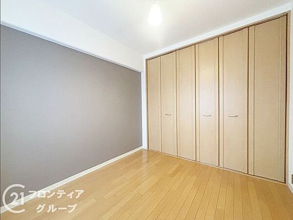 住まい探しで後悔しないためのポイントをスタッフがお伝えします。検討中の方もそうでない方も、まずは一度お話を聞かせてください