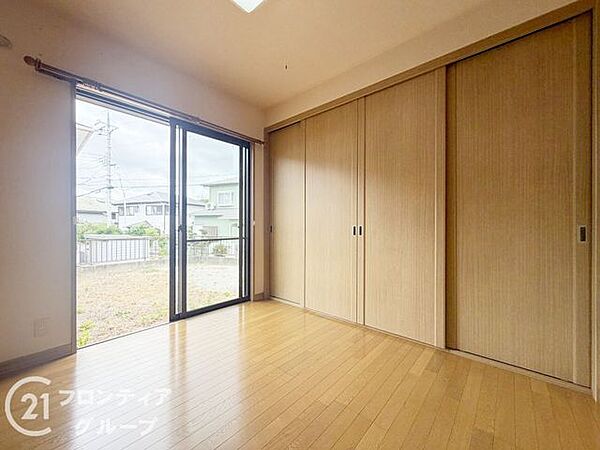 住まい選びは、価格や立地だけでなく、将来の暮らし方まで含めて考えることが大切です。今の段階で気になっていることを、まずスタッフに話してみてください