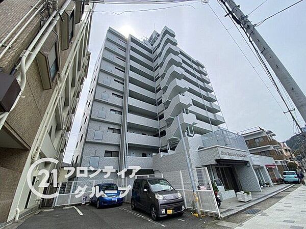 住まい選びは、価格や立地だけでなく、将来の暮らし方まで含めて考えることが大切です。今の段階で気になっていることを、まずスタッフに話してみてください