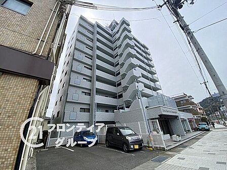 住まい探しで後悔しないためのポイントをスタッフがお伝えします。検討中の方もそうでない方も、まずは一度お話を聞かせてください