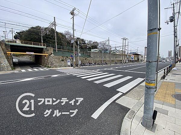 写真だけではわからない採光・広さ・周辺環境の実感は、実際に足を運んでみることが一番です。ご見学はいつでもご予約いただけます