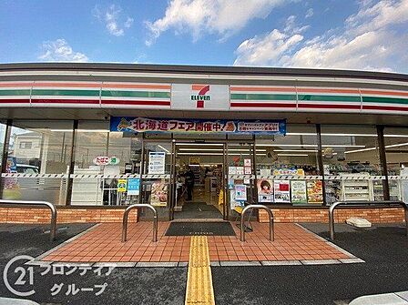 セブンイレブン明石貴崎5丁目店 徒歩2分。 140m