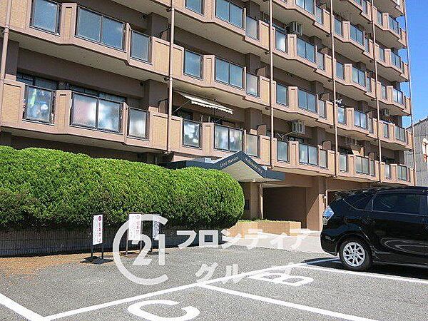 住まい探しは、情報収集の段階から動き出すことで選択肢が広がります。気になる物件があれば、まずお気軽にお問い合わせください