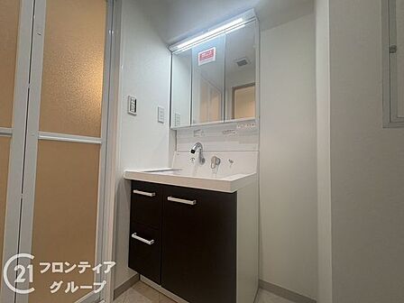 ご見学は無料で承っています。気になる点があれば現地でしっかり確認できますので、まずはお気軽にご予約ください