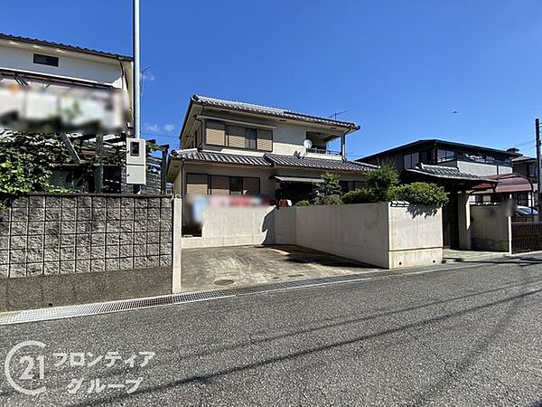 外観：328000681044
