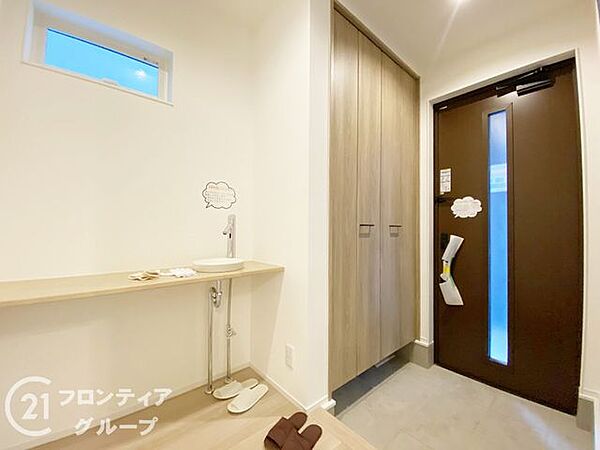 エリアの特性や周辺環境についての情報提供も行っています。物件だけでなく、地域の暮らしやすさも含めてご確認いただけます