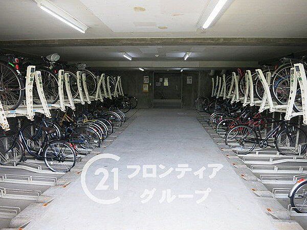 物件から受けた印象や、周辺の生活環境への疑問まで、気になることを何でも話してみてください。暮らしのイメージを一緒に整理していきましょう