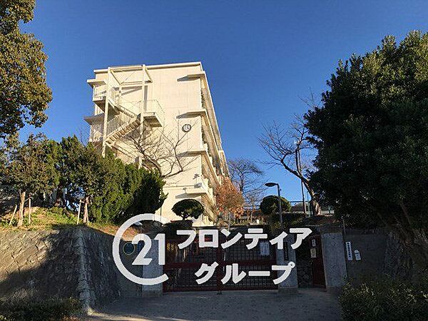 神戸市立多聞東中学校 徒歩28分。 2180m