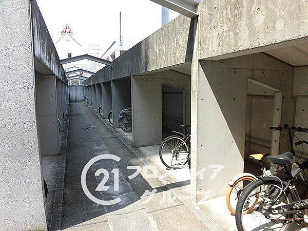 「賃貸のままでいいのか、買うべきか」その判断に必要な情報を、スタッフがわかりやすく整理してお伝えします。お気軽にご相談ください