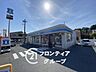 周辺：ローソン北別府5丁目店 徒歩11分。 810m