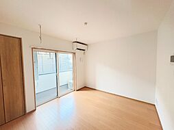 ボヌール指扇 3階1Kのリビング/ダイニング