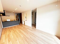 メゾン　デラーブル大宮 4階2LDKのリビング/ダイニング