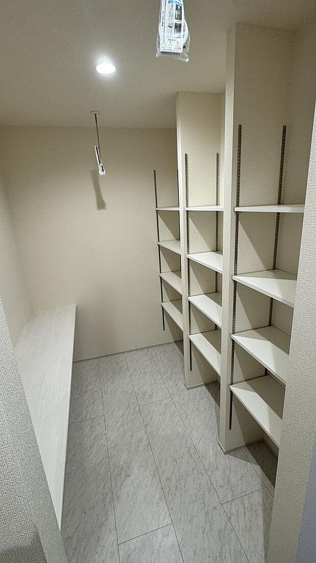 ランドリー＆収納スペース