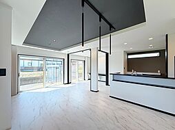 大仙市飯田字堰東戸建 4LDKのリビング/ダイニング