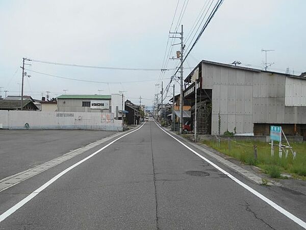 前面道路含む現地写真